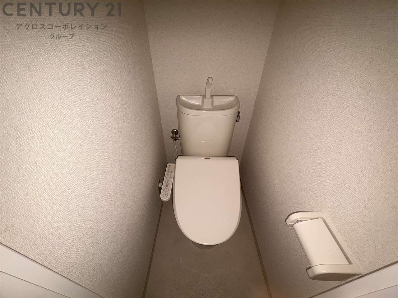 トイレ　風呂トイレ別です☆