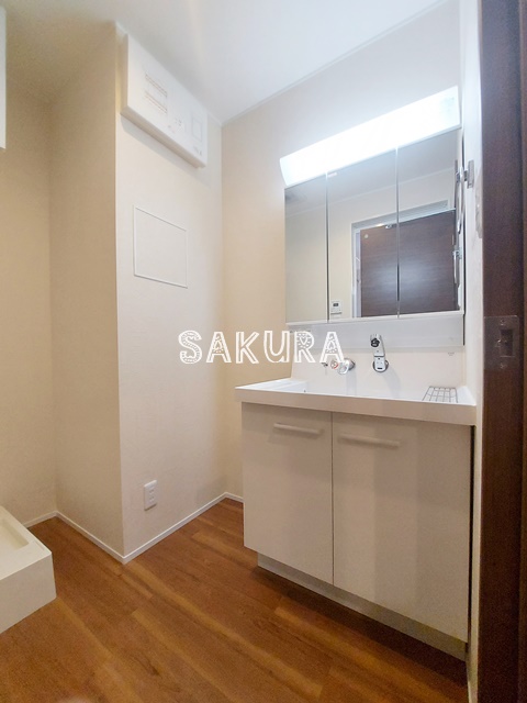 洗面設備　身支度に便利な洗面台♪