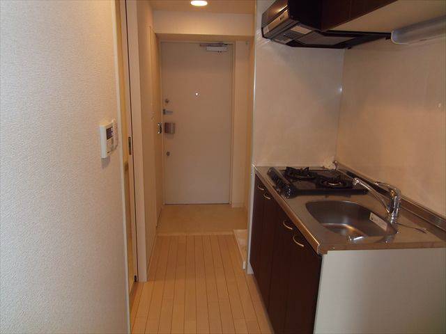 玄関　キッチン