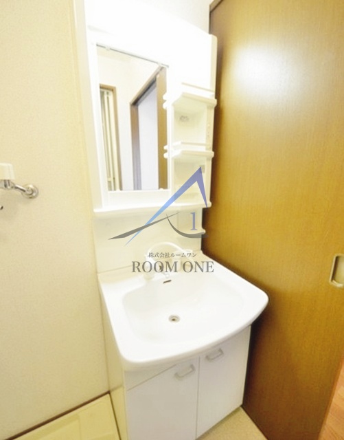 洗面設備　洗面台です。