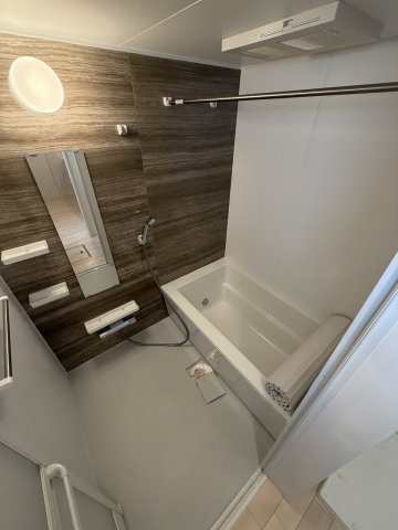 バス・シャワールーム　日々の疲れを癒すお風呂付です