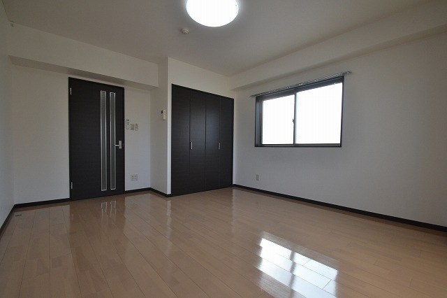 居室・リビング　※同物件別部屋参考写真