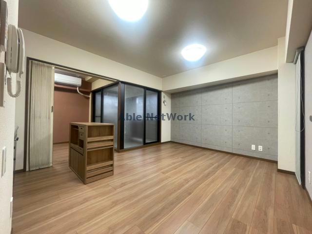 居室・リビング　同型現況優先