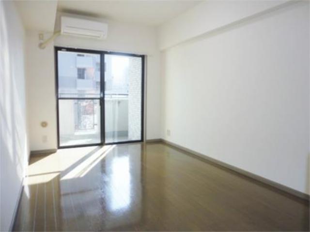 居室・リビング　別部屋参考写真です