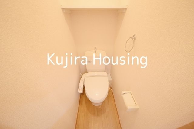 トイレ　★トイレは温水洗浄便座です★