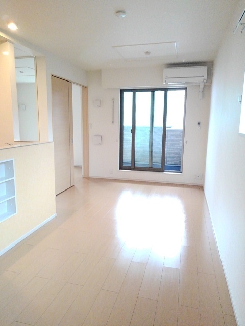 居室・リビング　★広々としたリビング★