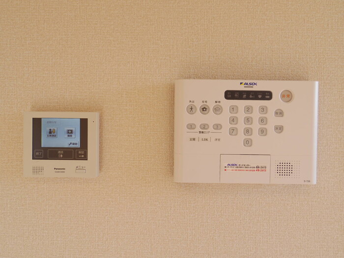 セキュリティ　ALSOKホームセキュリティ搭載・オートロックインターホン