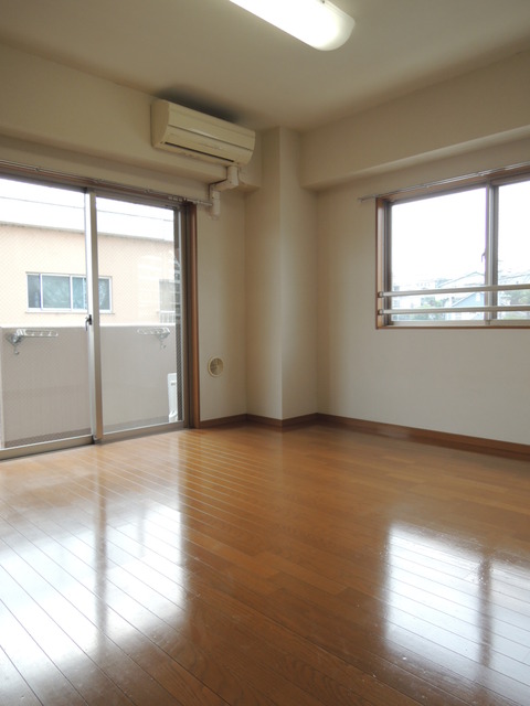 居室・リビング　居室