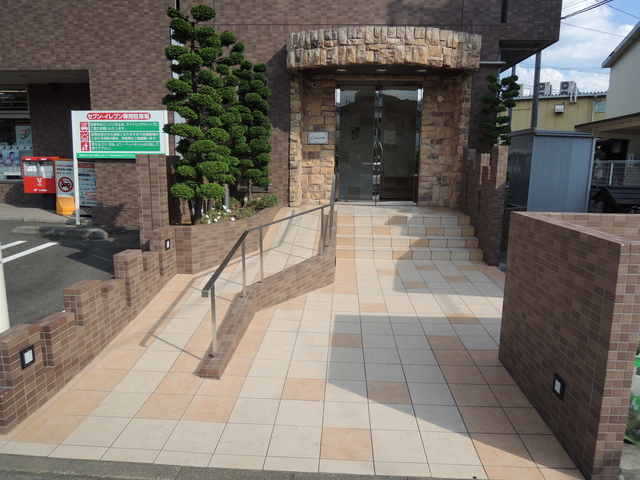 エントランス　エントランス