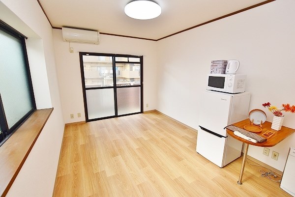 居室・リビング　★洋室7.5帖★