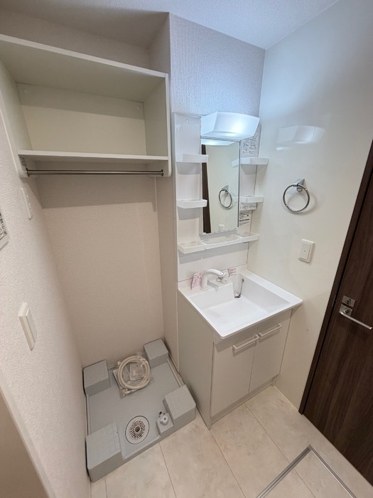 洗面設備　洗面室