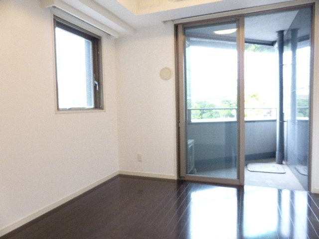 居室・リビング　内観