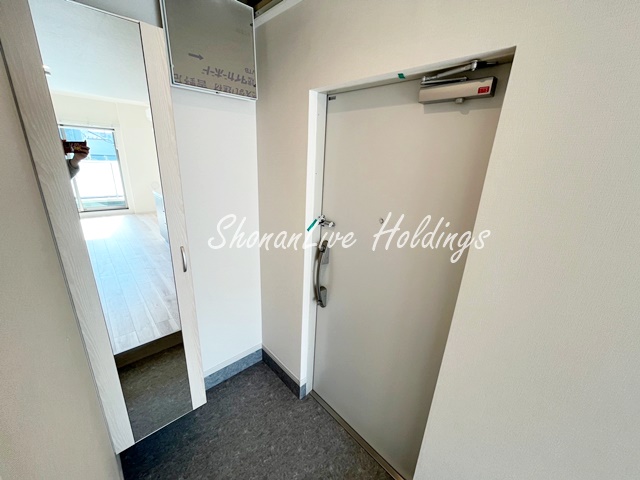 玄関　シューズボックスございます♪