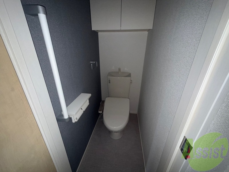 トイレ　トイレはウォシュレット付きです。シャワートイレは嬉しいですね