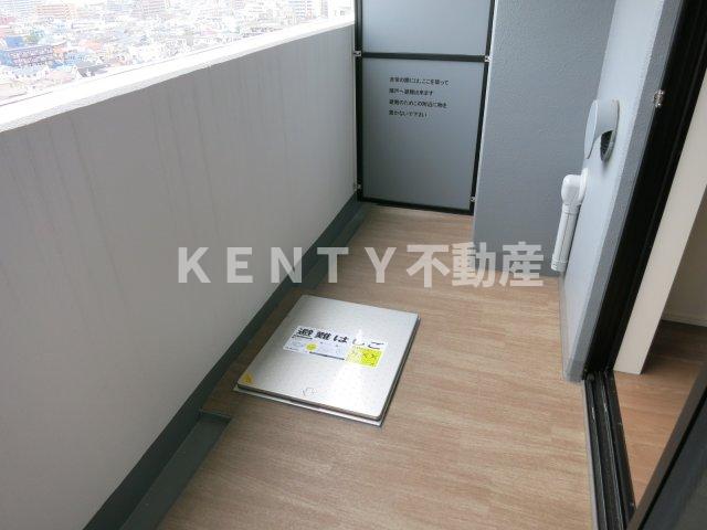 バルコニー　陽当たり良好なバルコニーです