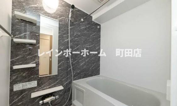 バス・シャワールーム　※同施工会社参考写真です