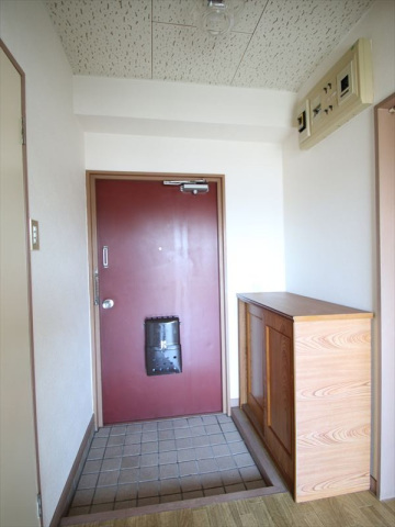 玄関　玄関　シューズボックス完備