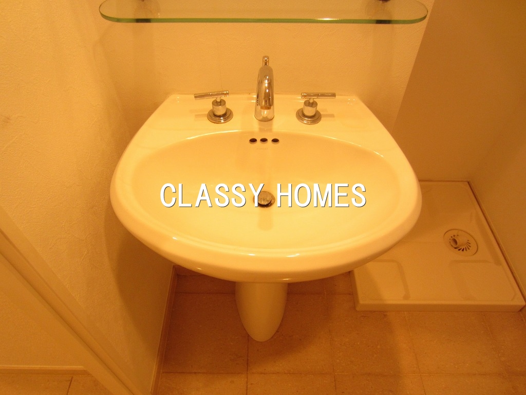 洗面設備　2005年竣工　アデッソ大森：洗面台