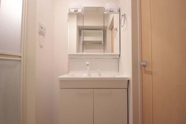 洗面設備　別室の参考写真です。※現況優先