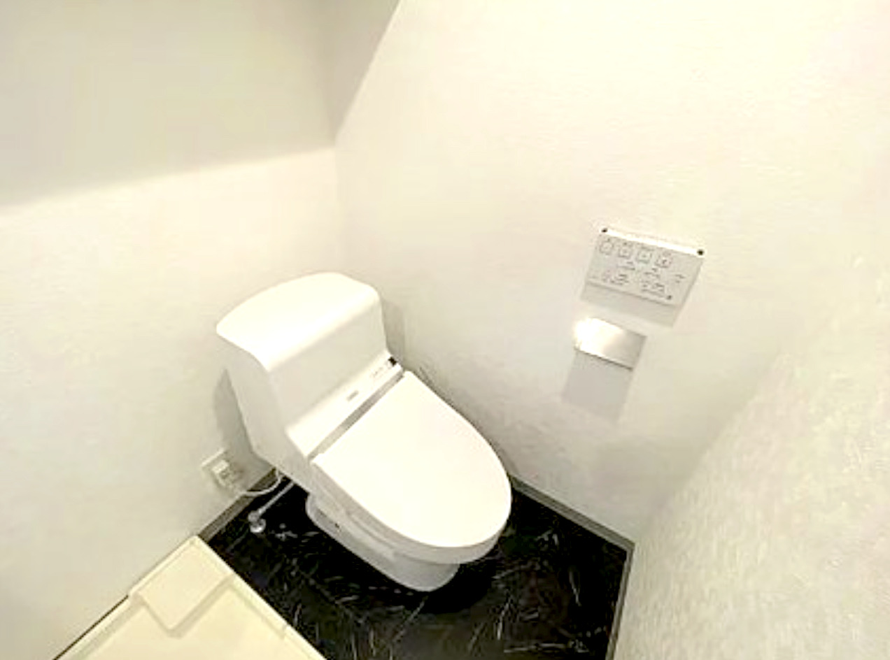 トイレ　トイレ