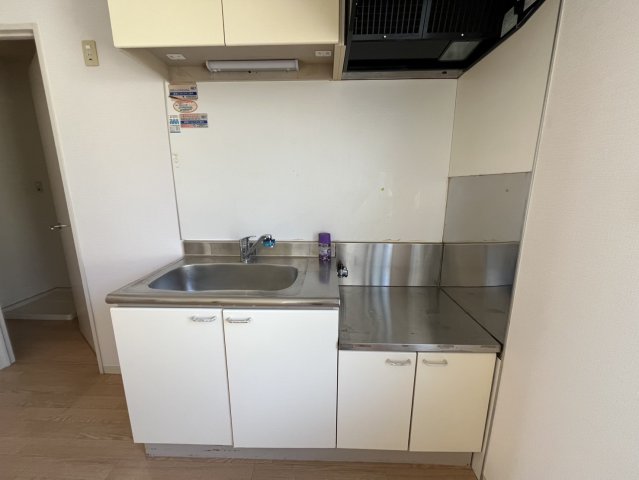 キッチン　グレイス神沢B棟 ※反転タイプ