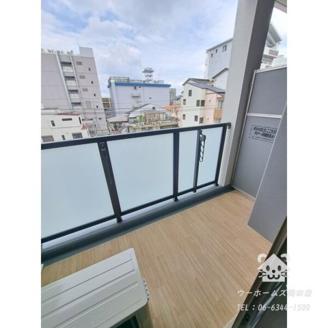 バルコニー　バルコニーがあります