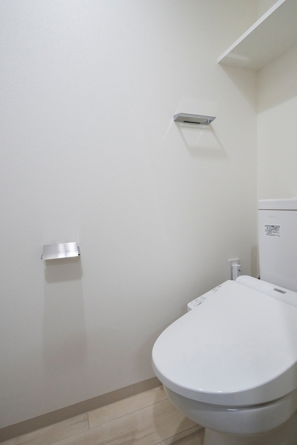 トイレ　シャワートイレ