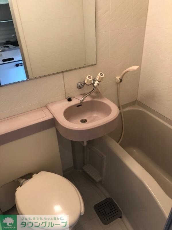 バス・シャワールーム