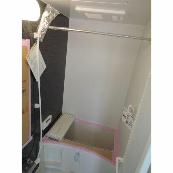 バス・シャワールーム　?