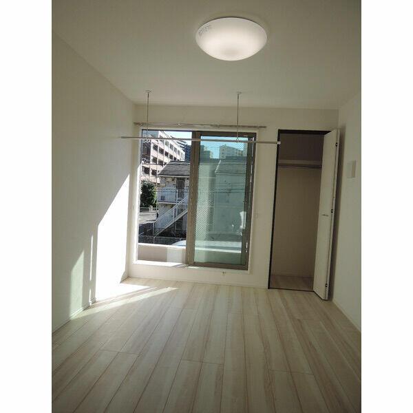 居室・リビング　?