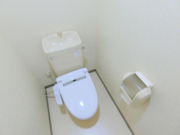 トイレ　写真は別のお部屋のイメージです