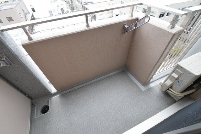 バルコニー　クオーレ靭公園　バルコニー