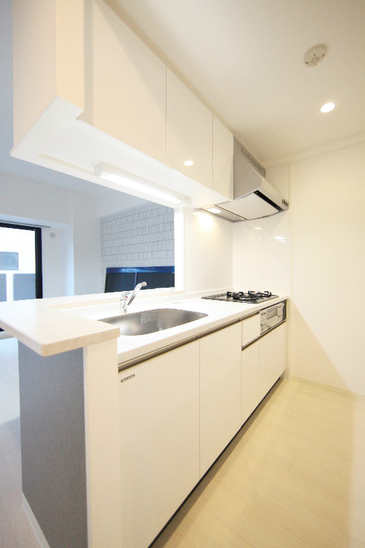 キッチン　システムキッチン（ガス3口+グリル）