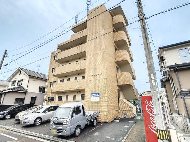 建物外観　2022年6月撮影