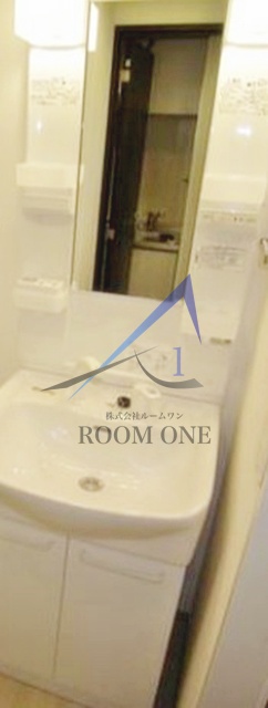 洗面設備　洗面台です。