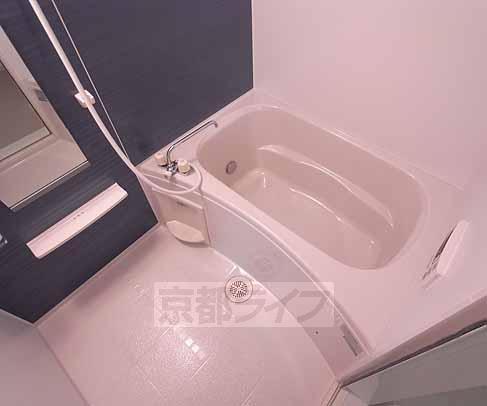 バス・シャワールーム　追炊き＆浴室乾燥機付きです。