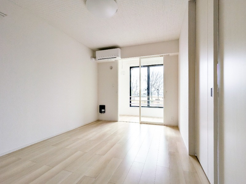 居室・リビング　図面と現状に相違がある場合には現状を優先