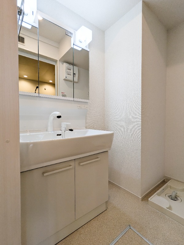 洗面設備　図面と現状に相違がある場合には現状を優先