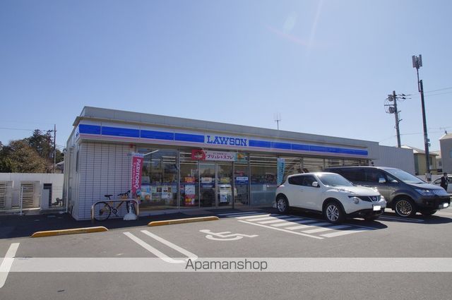 コンビニ　ローソン（コンビニ）まで512m