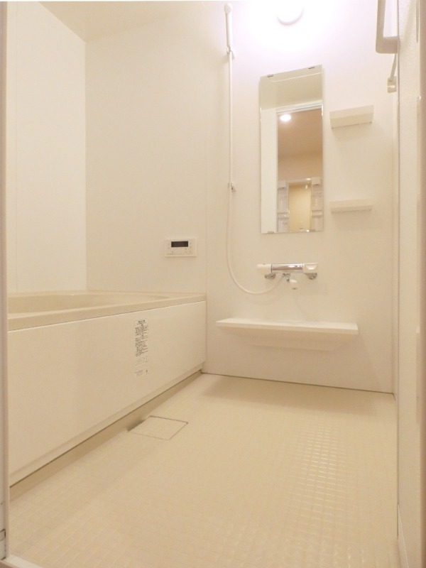 バス・シャワールーム　図面と現状に相違がある場合には現状を優先