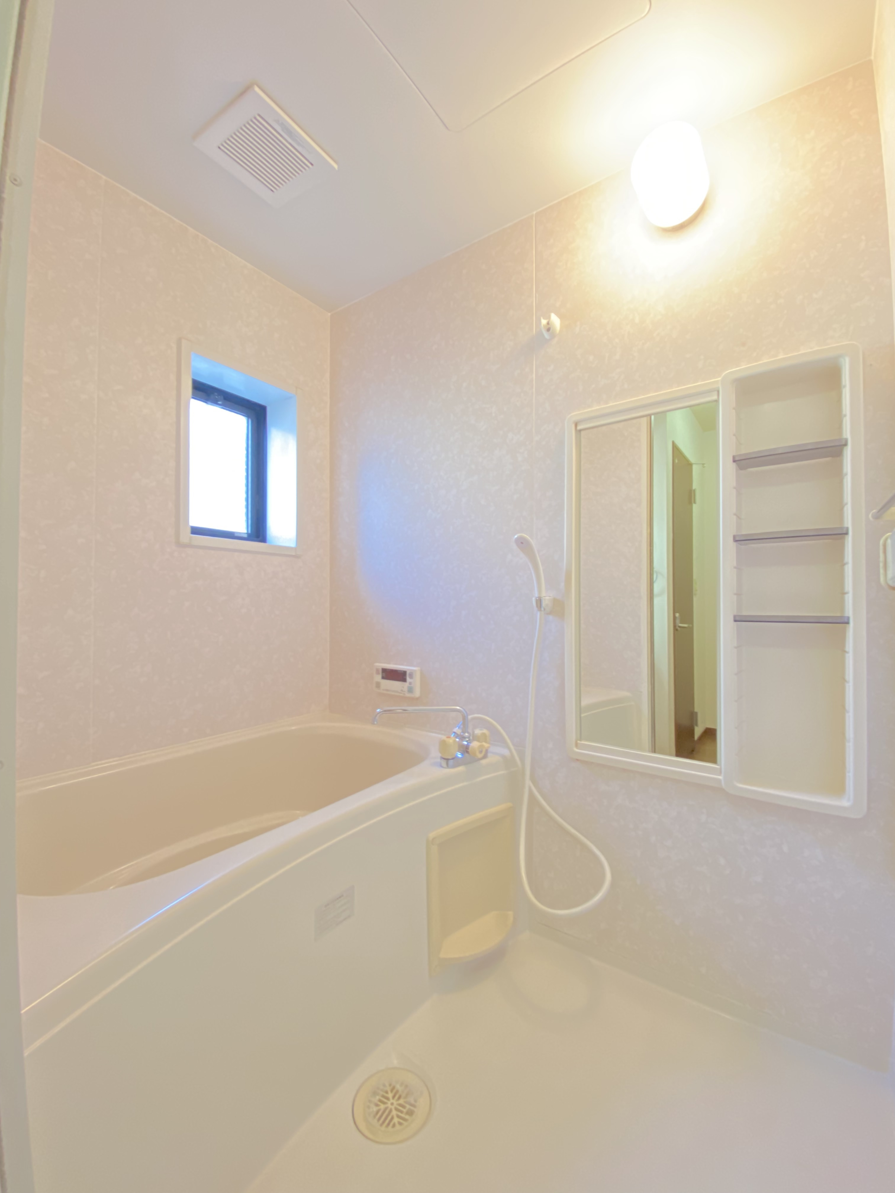 バス・シャワールーム　◆こちらの物件のお問合せは、蕪木不動産へお問合せ下さい◆