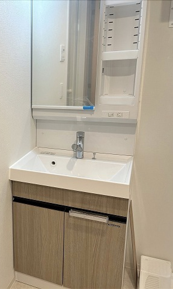 洗面設備　同仕様