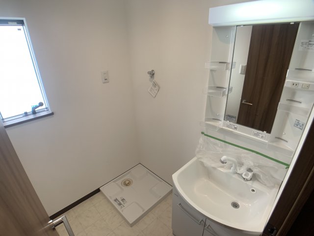 洗面設備　独立洗面化粧台付きでおすすめです！