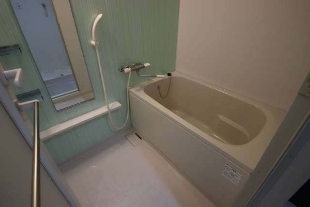 バス・シャワールーム　※別室の参考写真の為、現況優先です。