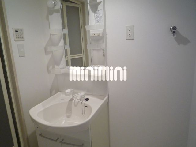 洗面設備　シャンプードレッサー