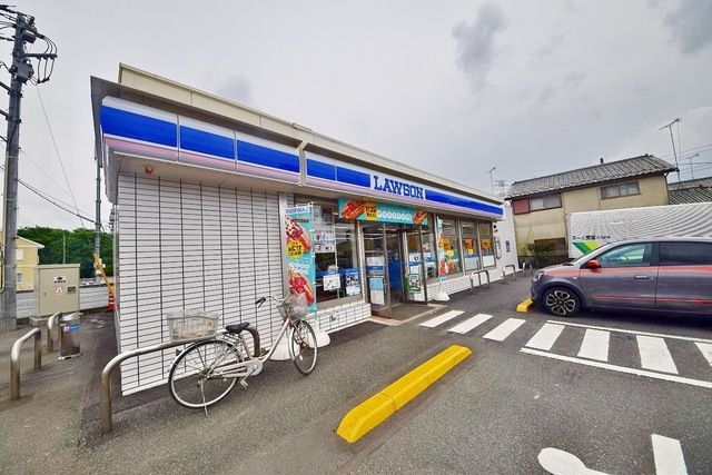 コンビニ　ローソン東松山箭弓町店（コンビニ）まで529m