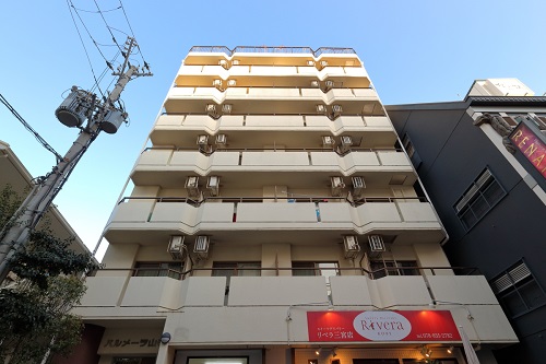 建物外観　落ち着いた雰囲気の外観です