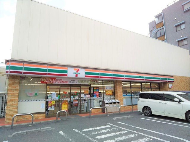 コンビニ　セブンイレブン　足立東綾瀬３丁目店（コンビニ）まで240m