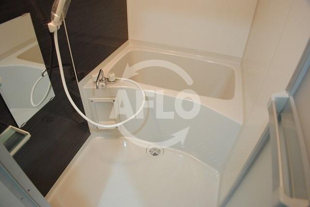 バス・シャワールーム　ウエンズ東心斎橋　浴室