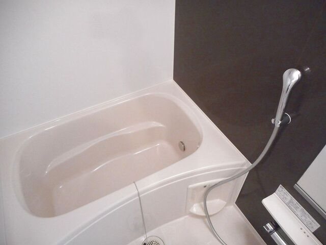 バス・シャワールーム　※別号室の写真です。